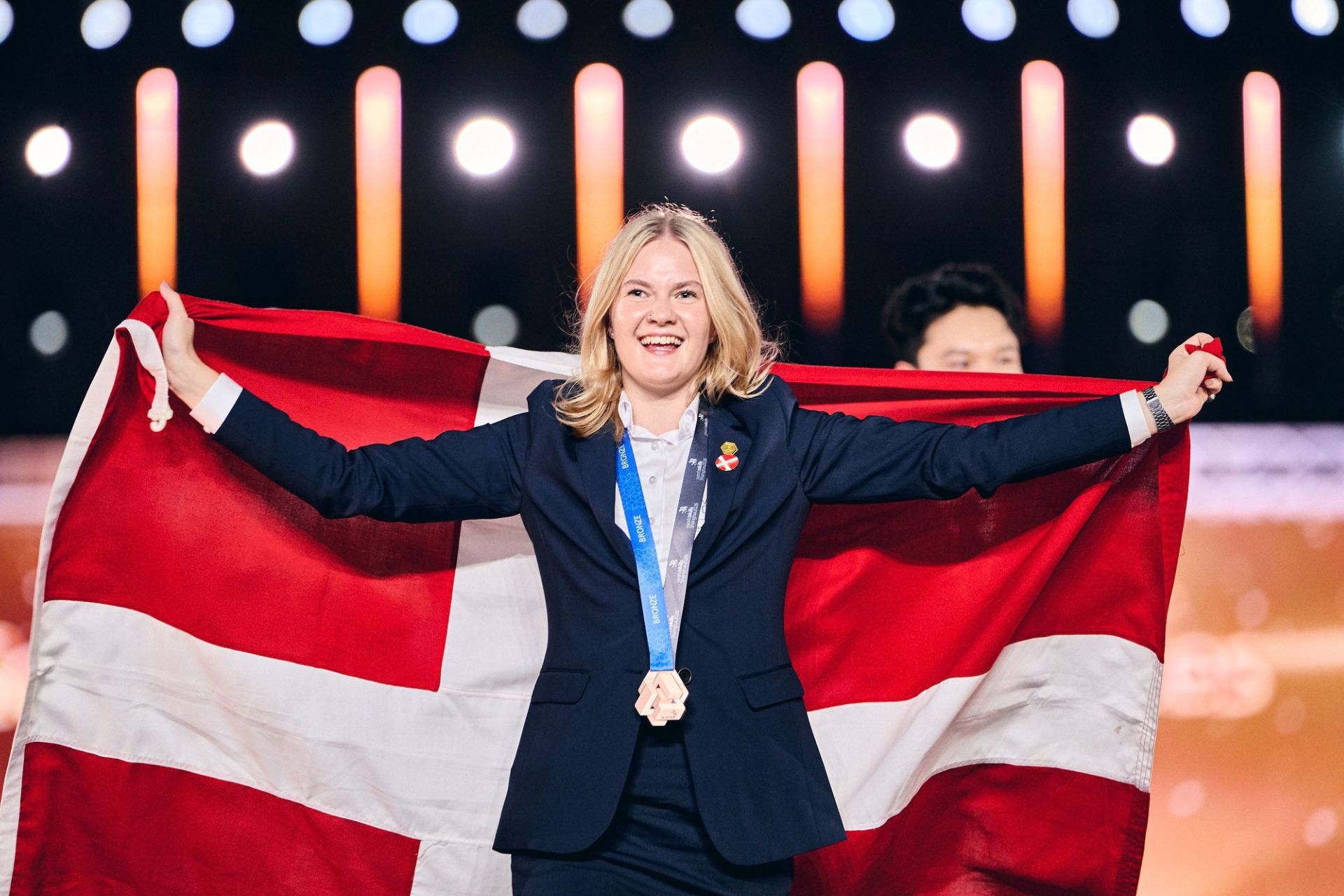 Linnea Bronzevinder På Scenen Worldskills2026